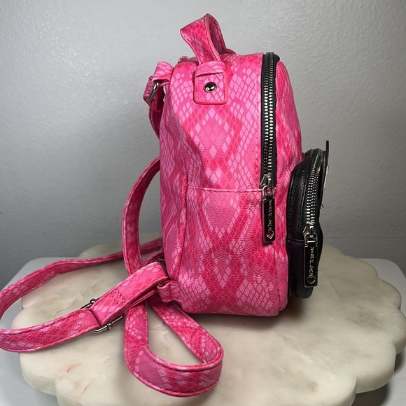Womens Betsy Johnson Kitsch Fushia animal print snake skin Mini Backpack - Picture 6 of 10